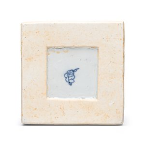 A pair of Chinese blue and white 'Blossoming Flower Branches' square flasks and covers — 照片 17