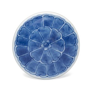 A pair of Chinese blue and white 'Blossoming Flower Branches' square flasks and covers — 照片 18