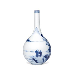 A pair of Chinese blue and white 'Scholars in a River Landscape' bottle vases — foto 2