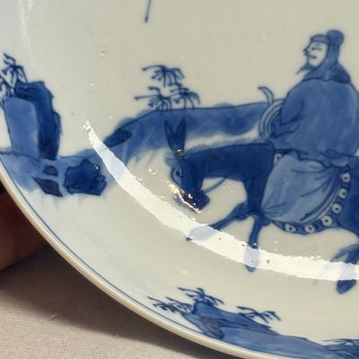 A pair of Chinese blue and white 'Ta Xue Xun Mei 踏雪尋梅' plates — 照片 28