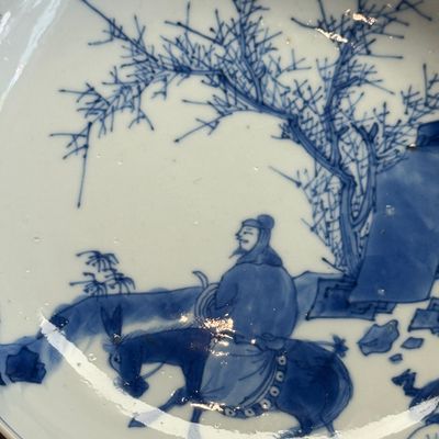 A pair of Chinese blue and white 'Ta Xue Xun Mei 踏雪尋梅' plates — 照片 33