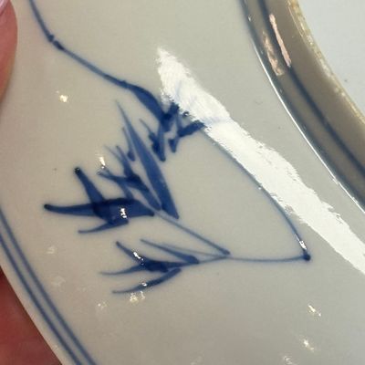 A pair of Chinese blue and white 'Ta Xue Xun Mei 踏雪尋梅' plates — 照片 45