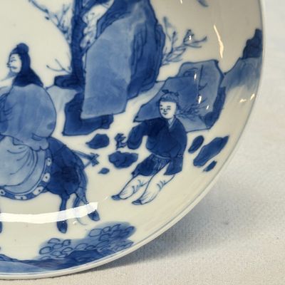 A pair of Chinese blue and white 'Ta Xue Xun Mei 踏雪尋梅' plates — 照片 7