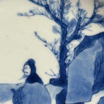 A pair of Chinese blue and white 'Ta Xue Xun Mei 踏雪尋梅' plates — 照片 9