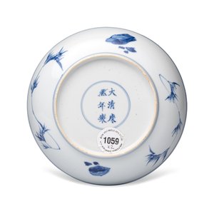 A pair of Chinese blue and white 'Ta Xue Xun Mei 踏雪尋梅' plates — 照片 5