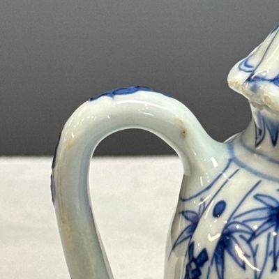 A pair of Chinese blue and white covered mustard pots with floral design — 照片 37