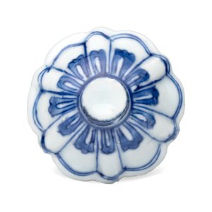 A pair of Chinese blue and white covered mustard pots with floral design — 照片 14