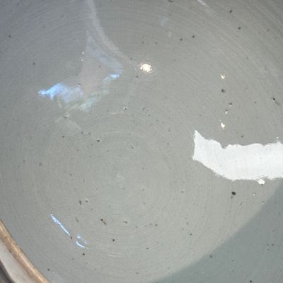 A pair of Chinese blue and white covered tureens with floral design — photo 13