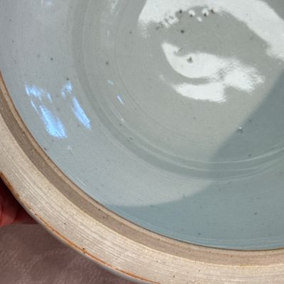 A pair of Chinese blue and white covered tureens with floral design — photo 29