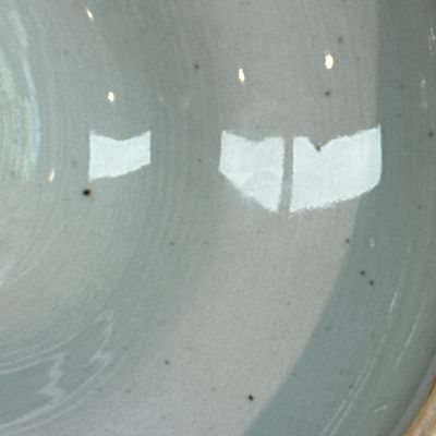 A pair of Chinese blue and white covered tureens with floral design — photo 68