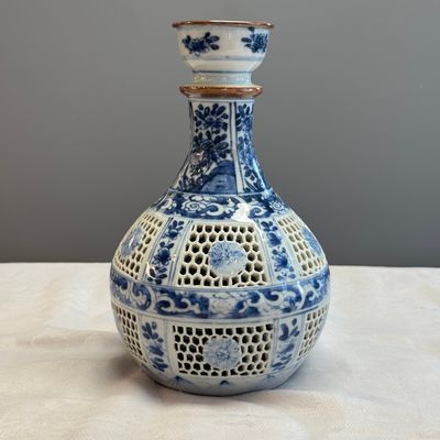A pair of Chinese blue and white double-walled 'Linglong' hookah bases  — photo 23