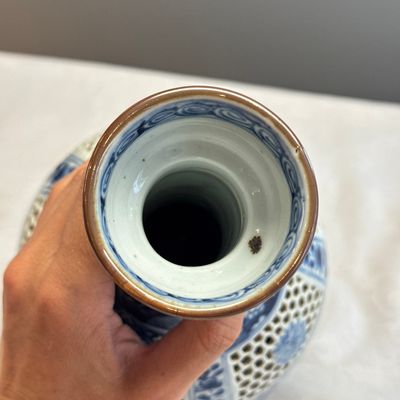 A pair of Chinese blue and white double-walled 'Linglong' hookah bases  — photo 32
