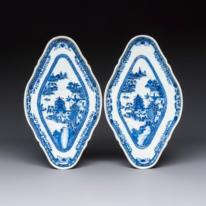 A pair of Chinese blue and white handled sauce boats and stands with pagodas along a river — photo 9