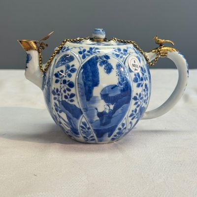 A pair of Chinese blue and white lotus-shaped teapots with mounts — photo 24