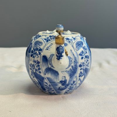 A pair of Chinese blue and white lotus-shaped teapots with mounts — photo 32