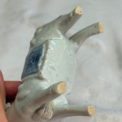 A pair of Chinese blue and white models of horses — photo 15