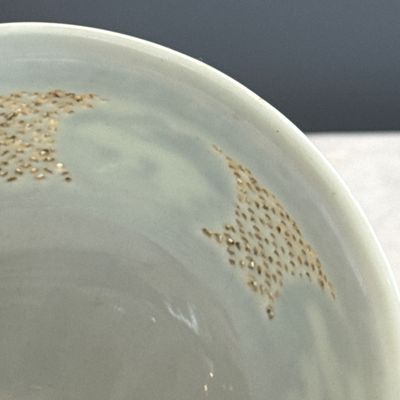 A pair of Chinese blue and white reticulated 'Linglong' bowls with landscape panels — photo 37