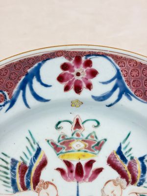 A pair of Chinese famille rose 'Winged Putti' plates — photo 13