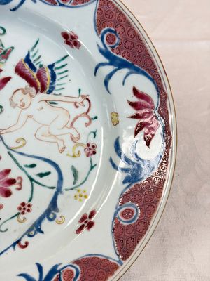 A pair of Chinese famille rose 'Winged Putti' plates — photo 14