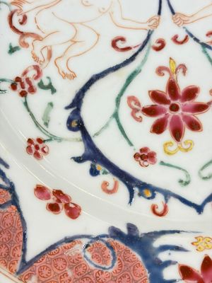 A pair of Chinese famille rose 'Winged Putti' plates — photo 7