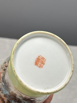 A pair of Chinese polychrome semi-eggshell 'birds among blossoming plum branches' vases — 照片 14