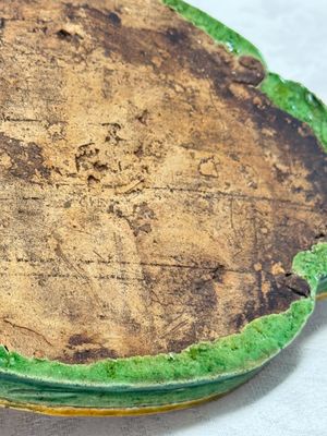 A pair of Chinese sancai-glazed stoneware quadrilobed trays with fruiting branches — photo 5