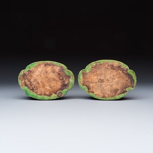 A pair of Chinese sancai-glazed stoneware quadrilobed trays with fruiting branches — photo 2