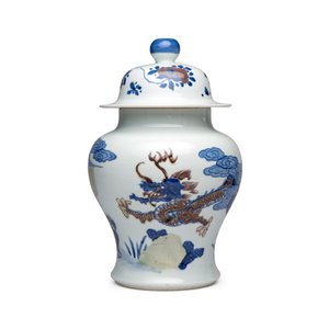 A pair of Chinese underglaze-blue, copper-red and celadon-glazed 'Dragon and Tiger' vases and covers — photo 2