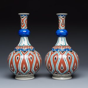 A pair of unusual Samson Iznik-style bottle vases — photo 3