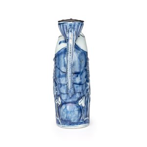 A rare Chinese blue and white 'Crayfish' ewer with silver cover  — 照片 3