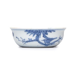 A rare Chinese blue and white 'Flower Basket' shallow bowl — 照片 5