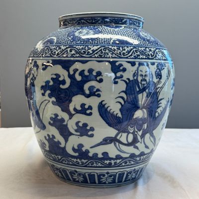 A rare Chinese blue and white 'Immortals' vase — foto 2