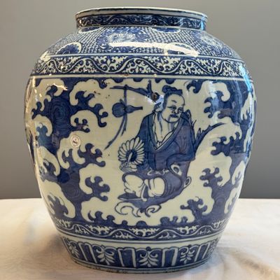 A rare Chinese blue and white 'Immortals' vase — foto 9