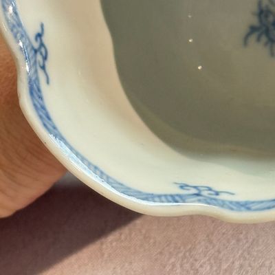 A rare Chinese blue and white 'Mountainous Landscape' lobed goblet — photo 7