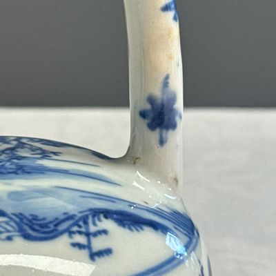 A rare Chinese blue and white 'Mountainous Riverscape' lime pot — 照片 5