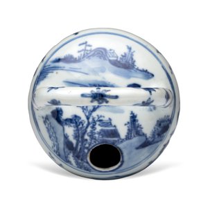 A rare Chinese blue and white 'Mountainous Riverscape' lime pot — 照片 5