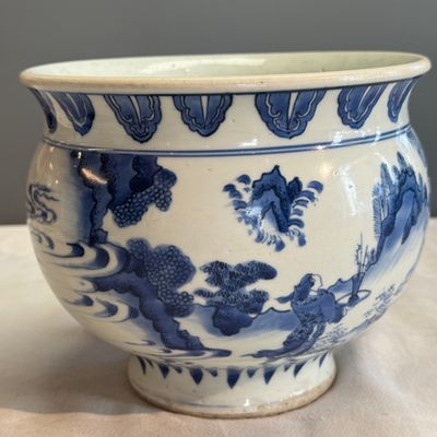 A rare Chinese blue and white 'Ping Sheng San Ji 平升三級' censer — photo 6