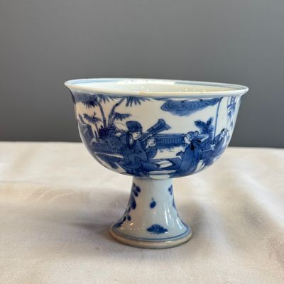 A rare Chinese blue and white 'Zhu Lin Qi Xian 竹林七賢' stem cup — 照片 6
