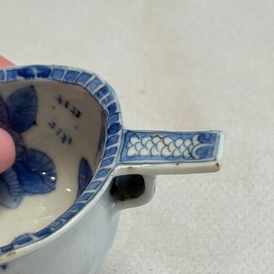 A rare Chinese blue and white scoop-shaped 'Geese' vessel — photo 7