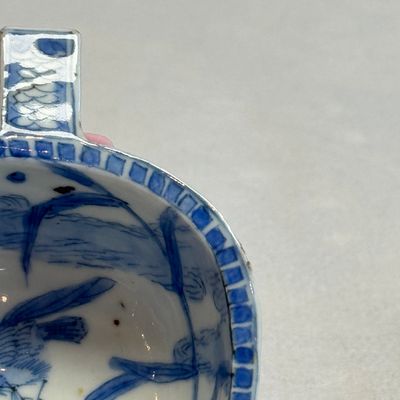 A rare Chinese blue and white scoop-shaped 'Geese' vessel — photo 9