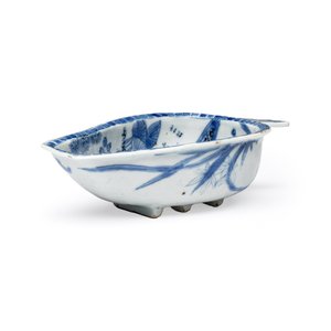 A rare Chinese blue and white scoop-shaped 'Geese' vessel — photo 2