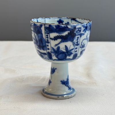 A rare Chinese blue and white stem cup — photo 1