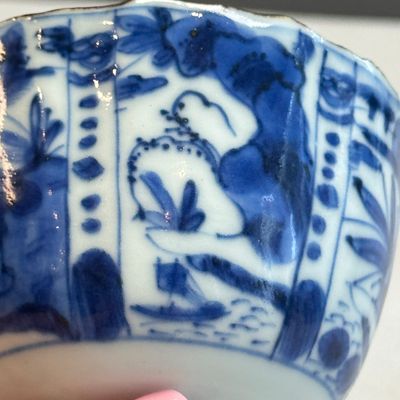 A rare Chinese blue and white stem cup — photo 9