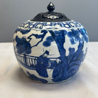 A rare Chinese blue and white weiqi jar — 照片 1