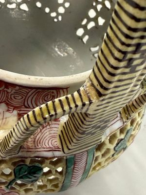 A rare Chinese verte biscuit reticulated basket — photo 12