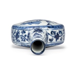 A rare and important Chinese armorial blue and white bottle vase with Royal Spanish arms  — foto 6