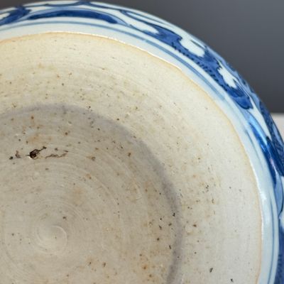 A rare inscribed Chinese blue and white 'Yinglong' offering bowl  — photo 19