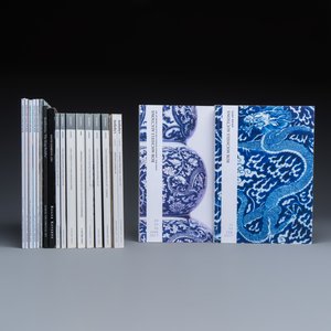 A varied collection of 20 auction and dealer catalogues on Asian Arts — 照片 1
