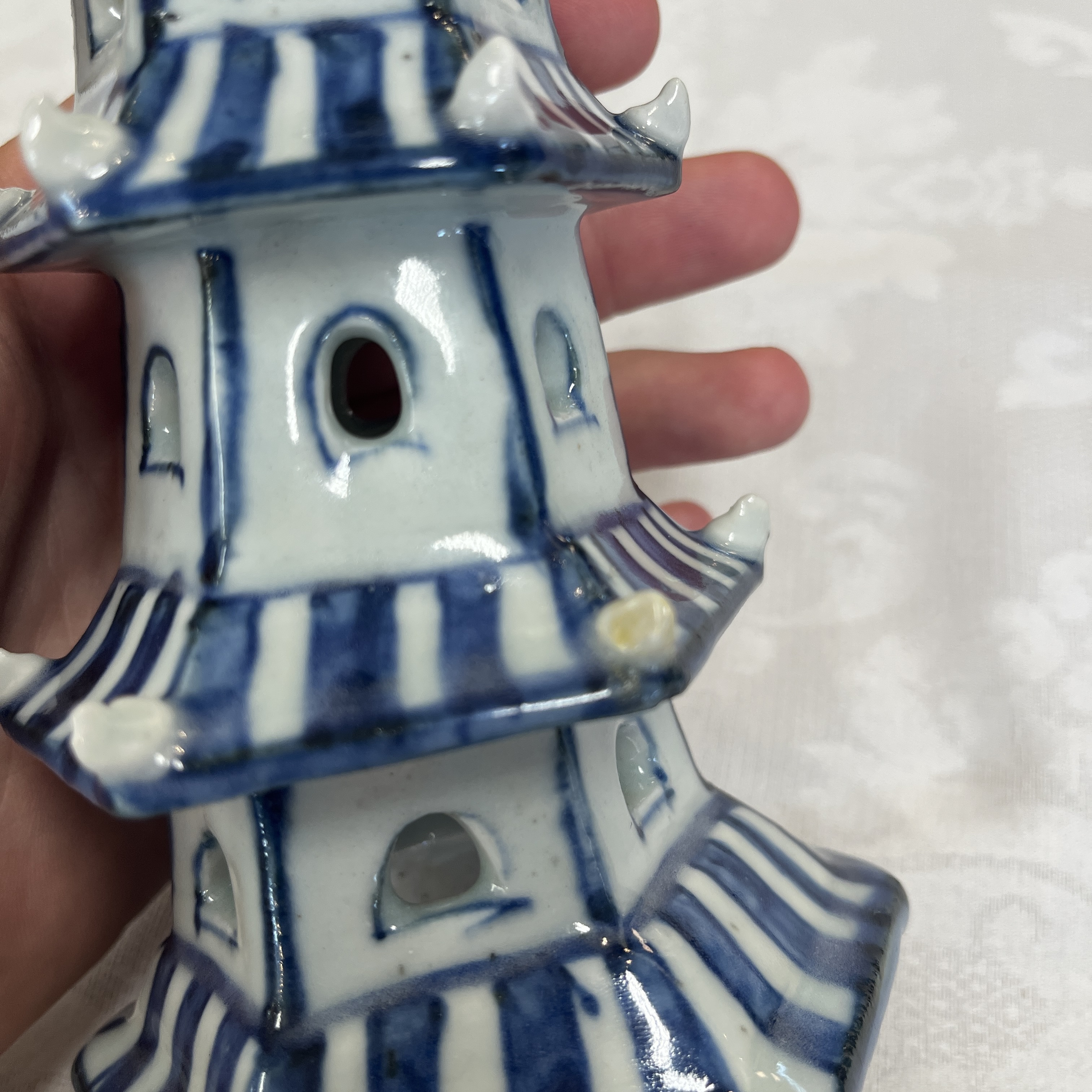 A very rare Chinese blue and white pagoda-shaped incense burner — photo 32