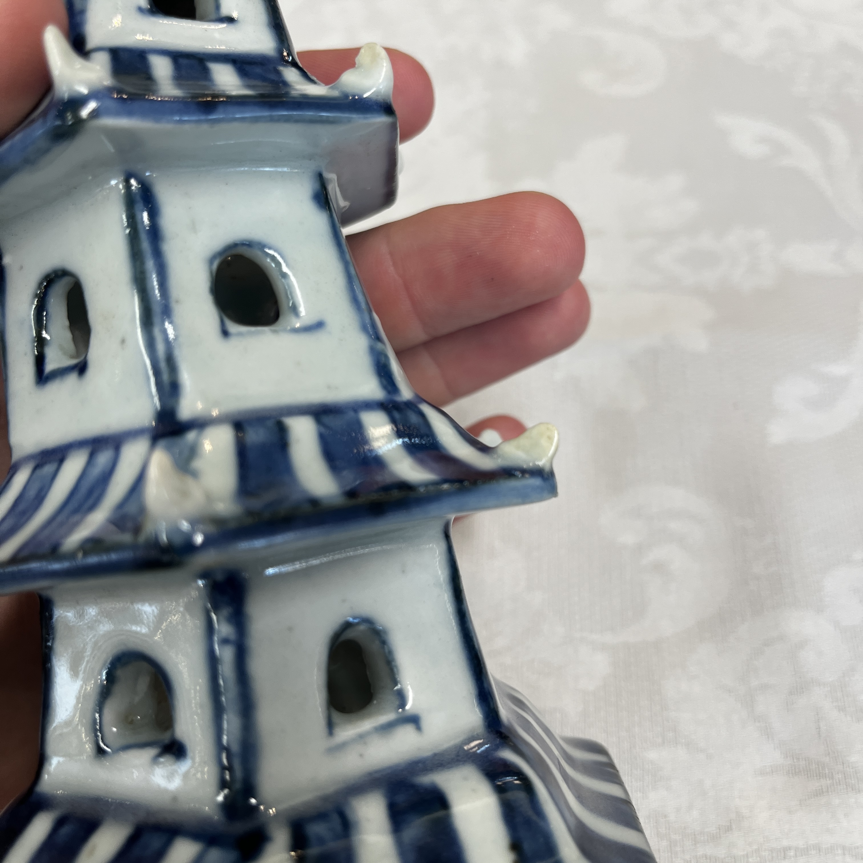 A very rare Chinese blue and white pagoda-shaped incense burner — photo 33